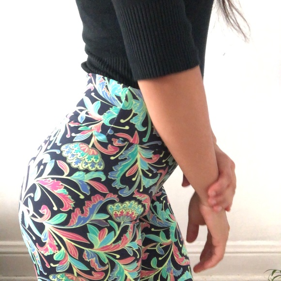 Leggings Merch Sale!!! - Picture 4 of 5